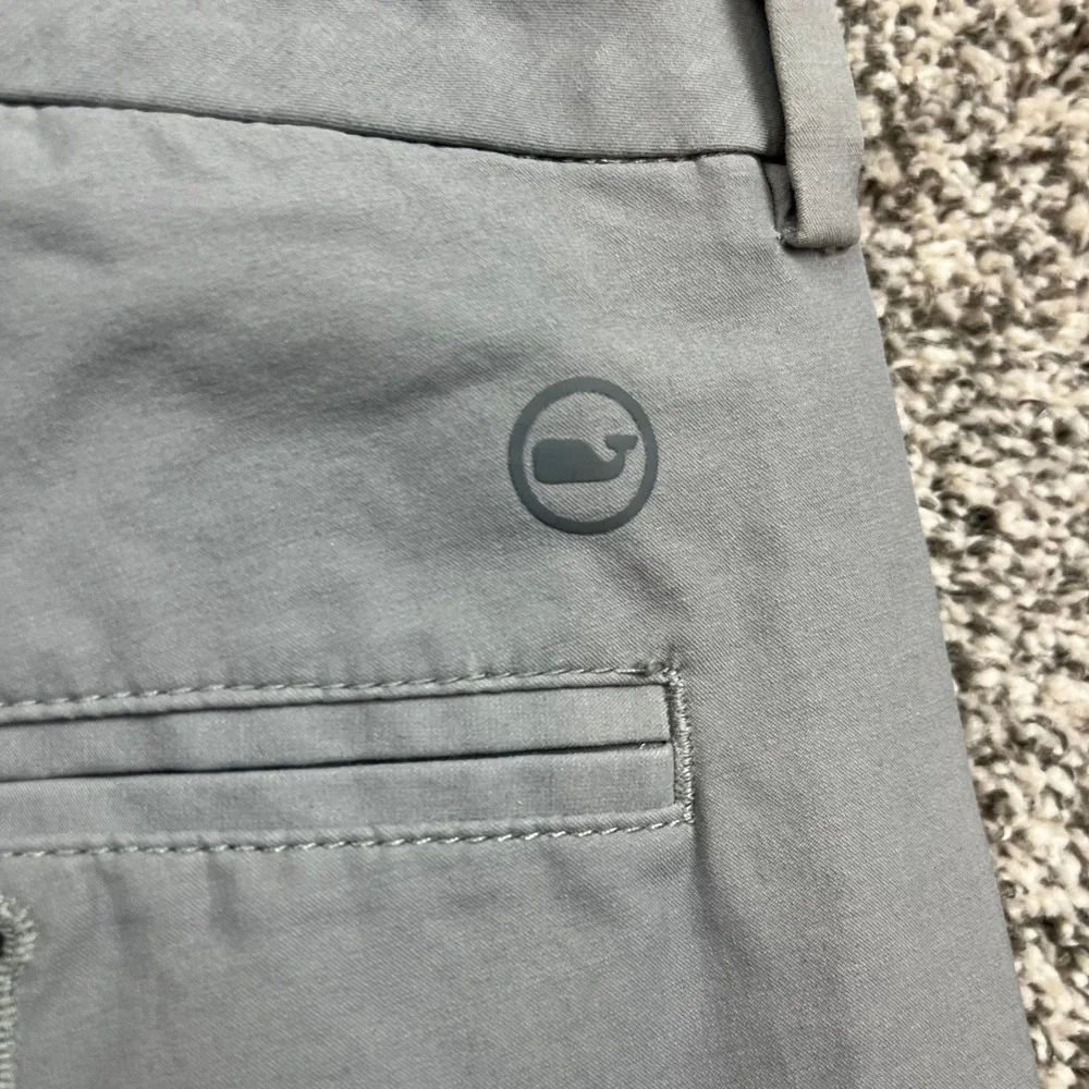 Vineyard Vines Jim Nantz Golf Shorts Mens 32 Gray Stretch Flat Front Performance